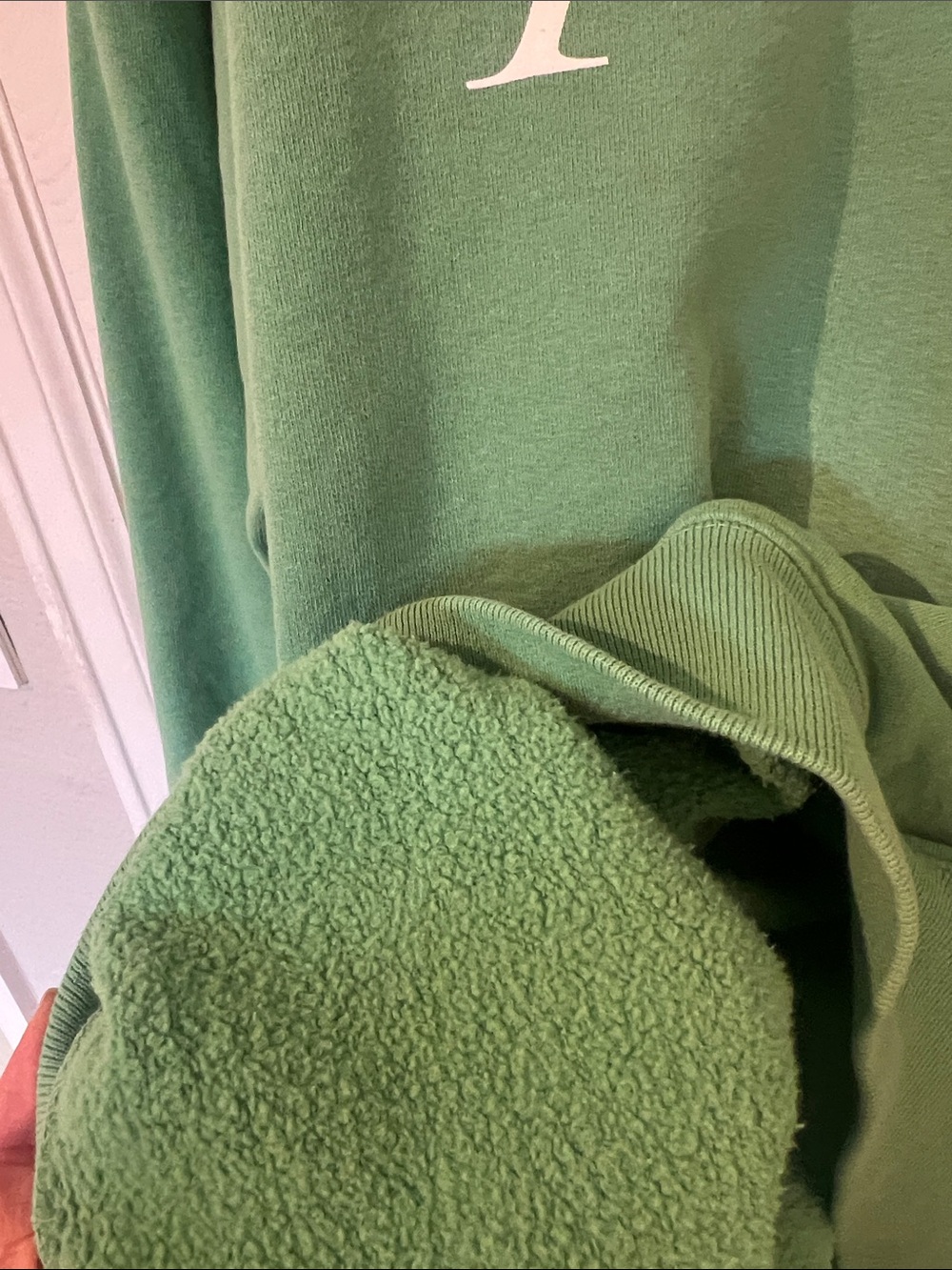 Sporty & Rich Tennis Club Unisex Sweatshirt in Vintage Kelly Green - Picture 11 of 11